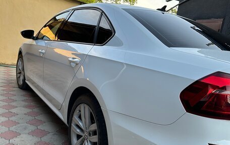 Volkswagen Passat B8 рестайлинг, 2018 год, 1 720 000 рублей, 4 фотография