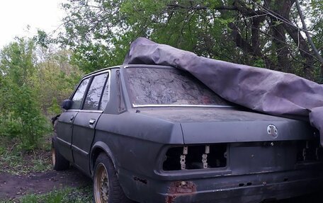 BMW 5 серия, 1986 год, 130 000 рублей, 12 фотография