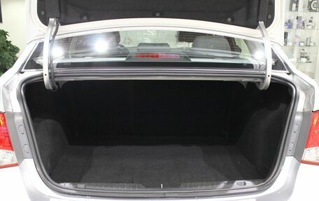 Chevrolet Cruze II, 2010 год, 825 000 рублей, 7 фотография