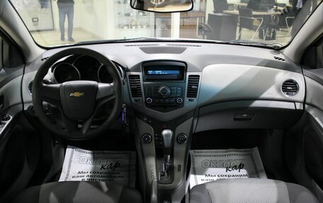 Chevrolet Cruze II, 2010 год, 825 000 рублей, 18 фотография