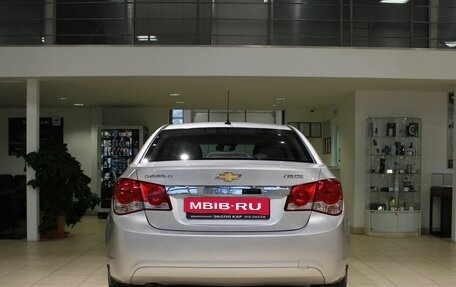 Chevrolet Cruze II, 2010 год, 825 000 рублей, 6 фотография