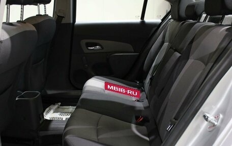 Chevrolet Cruze II, 2010 год, 825 000 рублей, 17 фотография