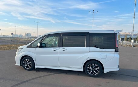 Honda Stepwgn IV, 2019 год, 2 350 000 рублей, 9 фотография