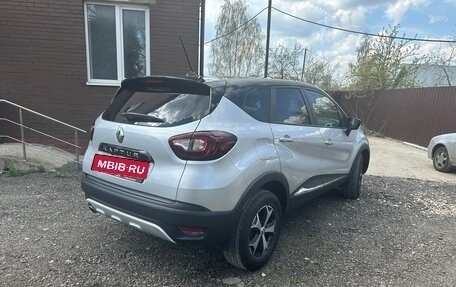 Renault Kaptur I рестайлинг, 2021 год, 1 500 000 рублей, 22 фотография
