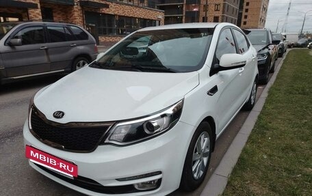 KIA Rio III рестайлинг, 2015 год, 1 000 000 рублей, 2 фотография