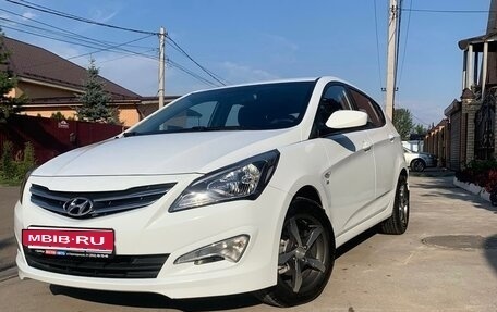 Hyundai Solaris II рестайлинг, 2015 год, 1 250 000 рублей, 1 фотография