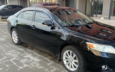 Toyota Camry, 2010 год, 890 000 рублей, 4 фотография