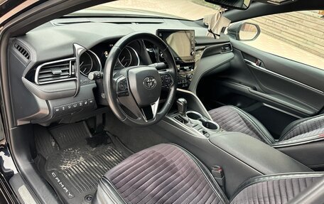 Toyota Camry, 2021 год, 3 900 000 рублей, 5 фотография