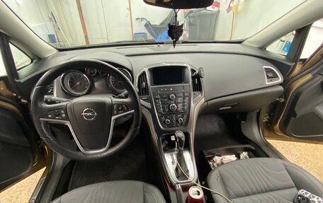Opel Astra J, 2013 год, 1 100 000 рублей, 3 фотография