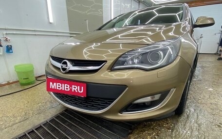 Opel Astra J, 2013 год, 1 100 000 рублей, 10 фотография