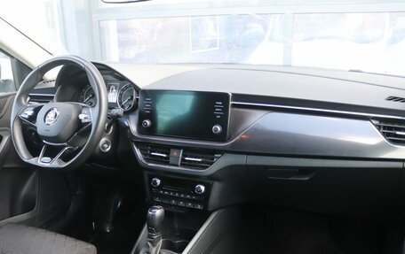 Skoda Rapid II, 2021 год, 1 789 000 рублей, 13 фотография