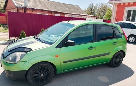 Ford Fiesta, 2006 год, 390 000 рублей, 2 фотография
