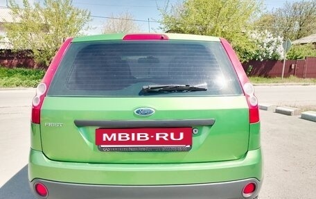 Ford Fiesta, 2006 год, 390 000 рублей, 4 фотография
