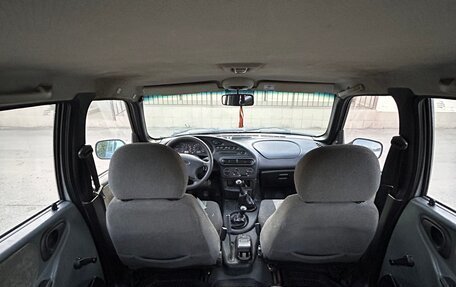 Chevrolet Niva I рестайлинг, 2003 год, 200 000 рублей, 6 фотография