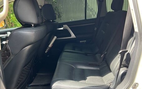 Toyota Land Cruiser 200, 2020 год, 9 500 000 рублей, 4 фотография