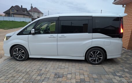 Honda Stepwgn IV, 2017 год, 2 150 000 рублей, 11 фотография