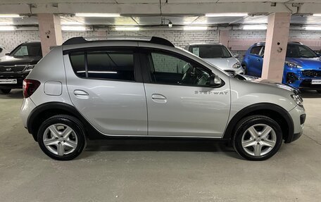 Renault Sandero II рестайлинг, 2018 год, 999 000 рублей, 8 фотография