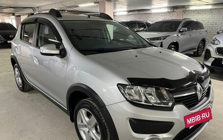 Renault Sandero II рестайлинг, 2018 год, 999 000 рублей, 3 фотография