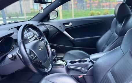 Hyundai Genesis Coupe I рестайлинг, 2013 год, 2 100 000 рублей, 13 фотография