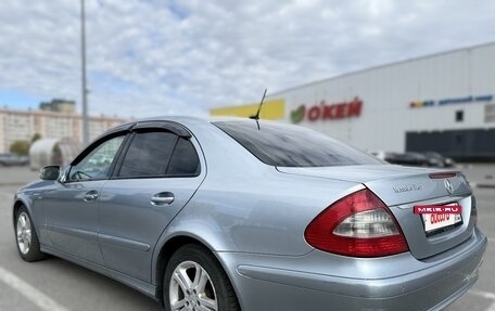 Mercedes-Benz E-Класс, 2008 год, 820 000 рублей, 3 фотография