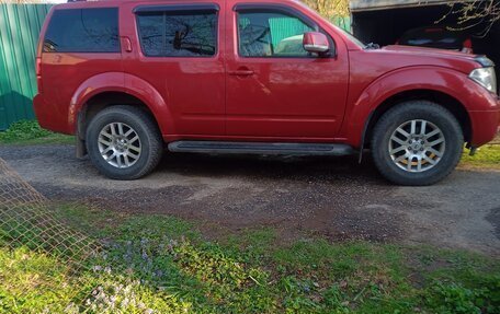 Nissan Pathfinder, 2008 год, 1 100 000 рублей, 1 фотография