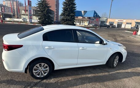 KIA Rio IV, 2017 год, 1 250 000 рублей, 4 фотография