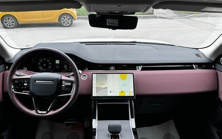 Land Rover Range Rover Evoque II, 2024 год, 5 890 000 рублей, 7 фотография