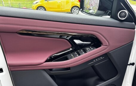 Land Rover Range Rover Evoque II, 2024 год, 5 890 000 рублей, 10 фотография