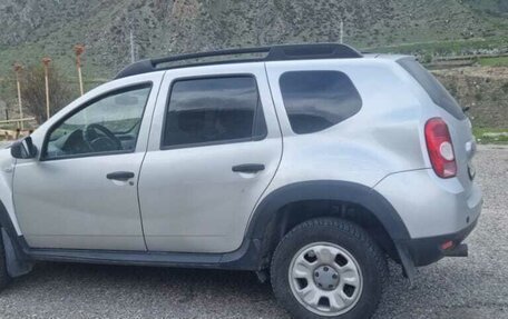 Renault Duster I рестайлинг, 2012 год, 930 000 рублей, 4 фотография