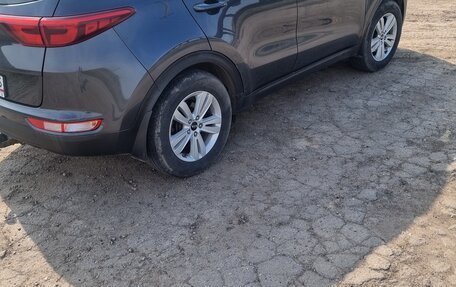 KIA Sportage IV рестайлинг, 2018 год, 1 800 000 рублей, 5 фотография