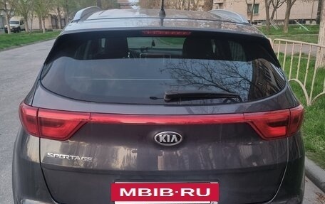KIA Sportage IV рестайлинг, 2018 год, 1 800 000 рублей, 2 фотография