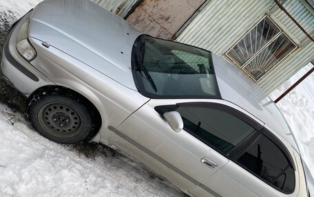 Nissan Sunny B15, 2001 год, 280 000 рублей, 2 фотография