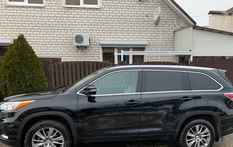 Toyota Highlander III, 2014 год, 2 650 000 рублей, 4 фотография