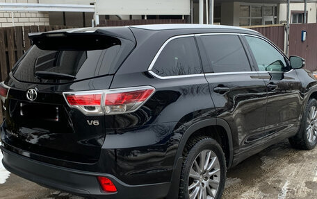 Toyota Highlander III, 2014 год, 2 650 000 рублей, 6 фотография