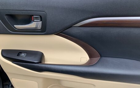 Toyota Highlander III, 2014 год, 2 650 000 рублей, 13 фотография