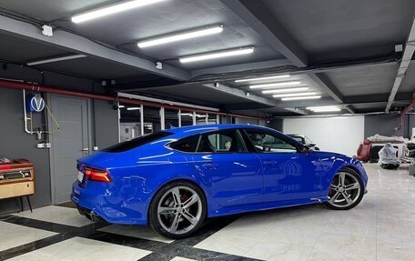 Audi RS 7, 2015 год, 4 850 000 рублей, 17 фотография