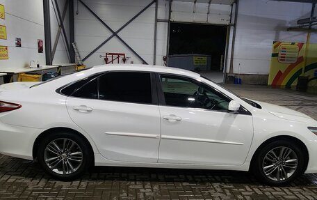 Toyota Camry, 2015 год, 2 000 000 рублей, 8 фотография