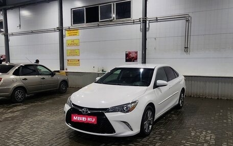 Toyota Camry, 2015 год, 2 000 000 рублей, 2 фотография