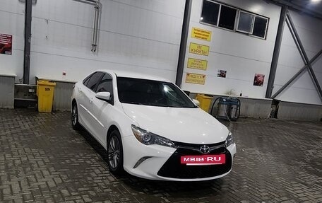 Toyota Camry, 2015 год, 2 000 000 рублей, 4 фотография