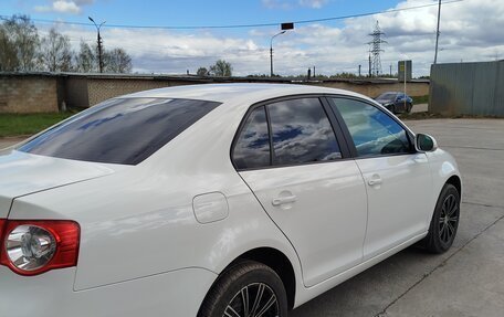 Volkswagen Jetta VI, 2008 год, 570 000 рублей, 4 фотография