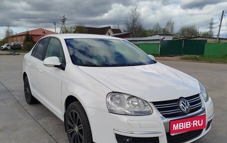 Volkswagen Jetta VI, 2008 год, 570 000 рублей, 3 фотография