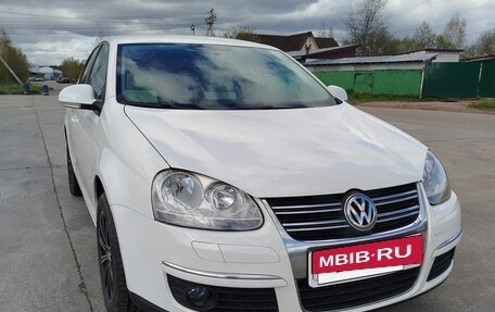 Volkswagen Jetta VI, 2008 год, 570 000 рублей, 6 фотография