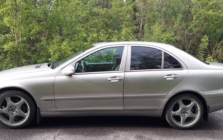 Mercedes-Benz C-Класс, 2002 год, 600 000 рублей, 21 фотография