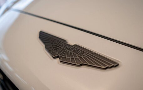 Aston Martin DBX I, 2022 год, 23 350 000 рублей, 10 фотография