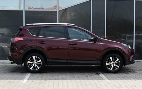 Toyota RAV4, 2017 год, 2 340 000 рублей, 5 фотография
