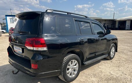 Toyota Land Cruiser 200, 2016 год, 5 670 000 рублей, 3 фотография