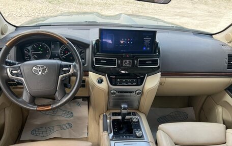 Toyota Land Cruiser 200, 2016 год, 5 670 000 рублей, 5 фотография