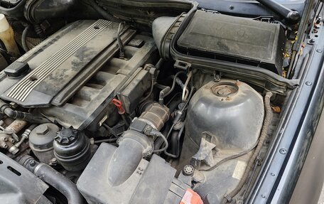 BMW 5 серия, 2001 год, 750 000 рублей, 31 фотография