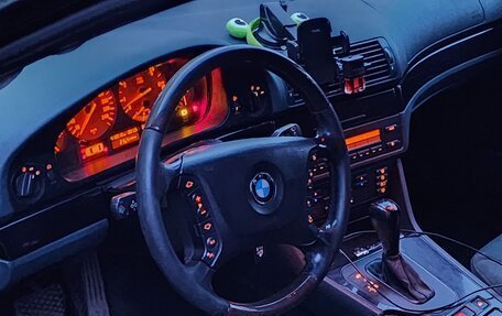 BMW 5 серия, 2001 год, 750 000 рублей, 39 фотография