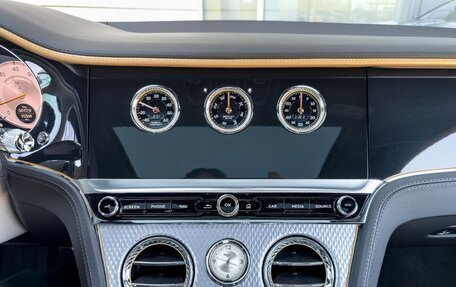Bentley Continental GT III, 2022 год, 21 850 000 рублей, 14 фотография